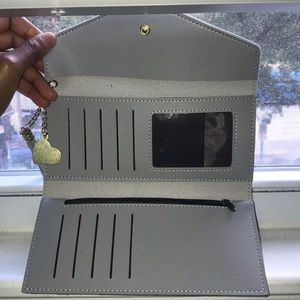 2 Pocket Zipper Wallet